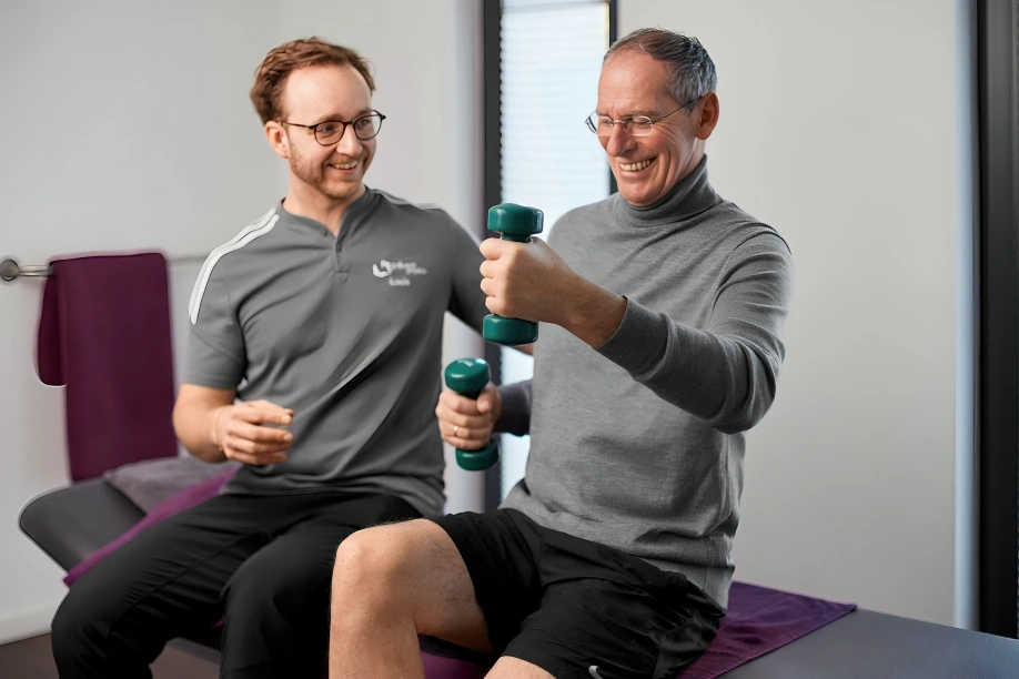 Physiotherapie Physio Prävent in Dortmund Krankengymnastik mit Patient