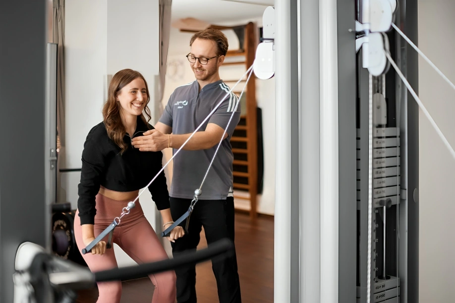 Physiotherapie Physio Prävent in Dortmund Sportphysiotherapie mit Louis